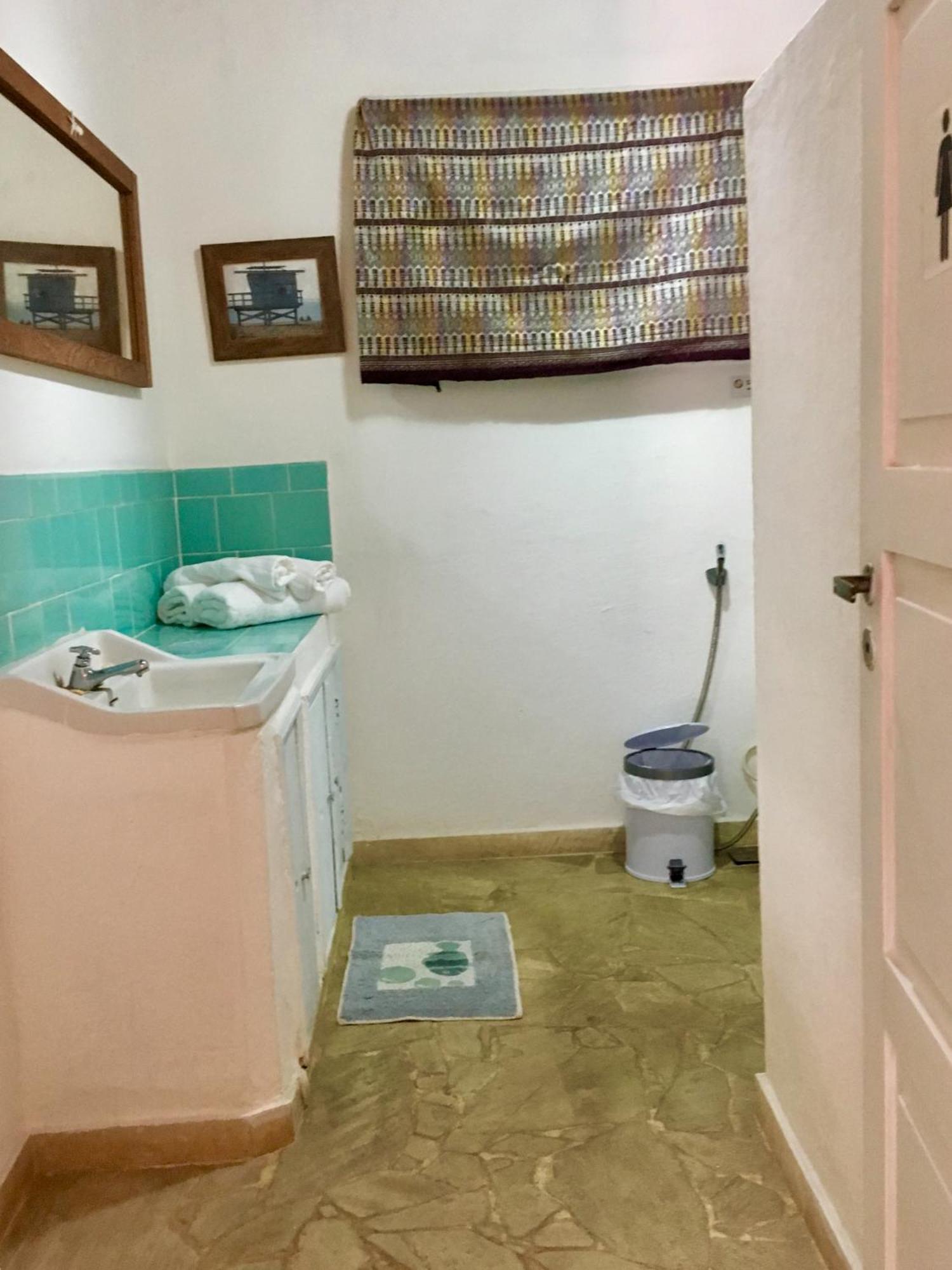 Yucas Buzios Sul Bed & Breakfast Exterior foto